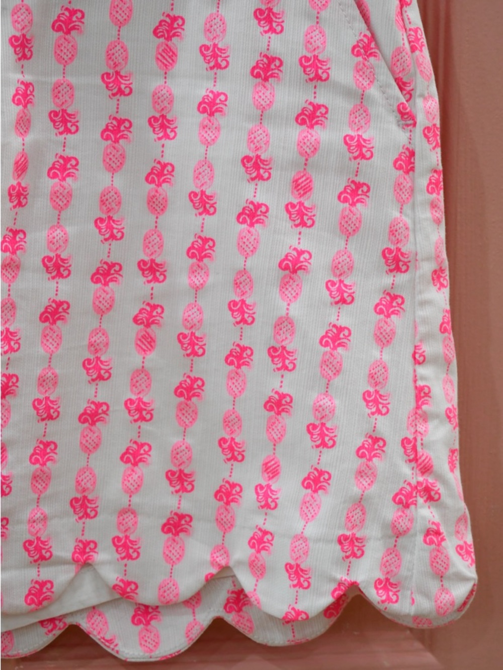 Lilly Pulitzer Pink & White Scallop Hem Printed Skort - Picture 2 of 6